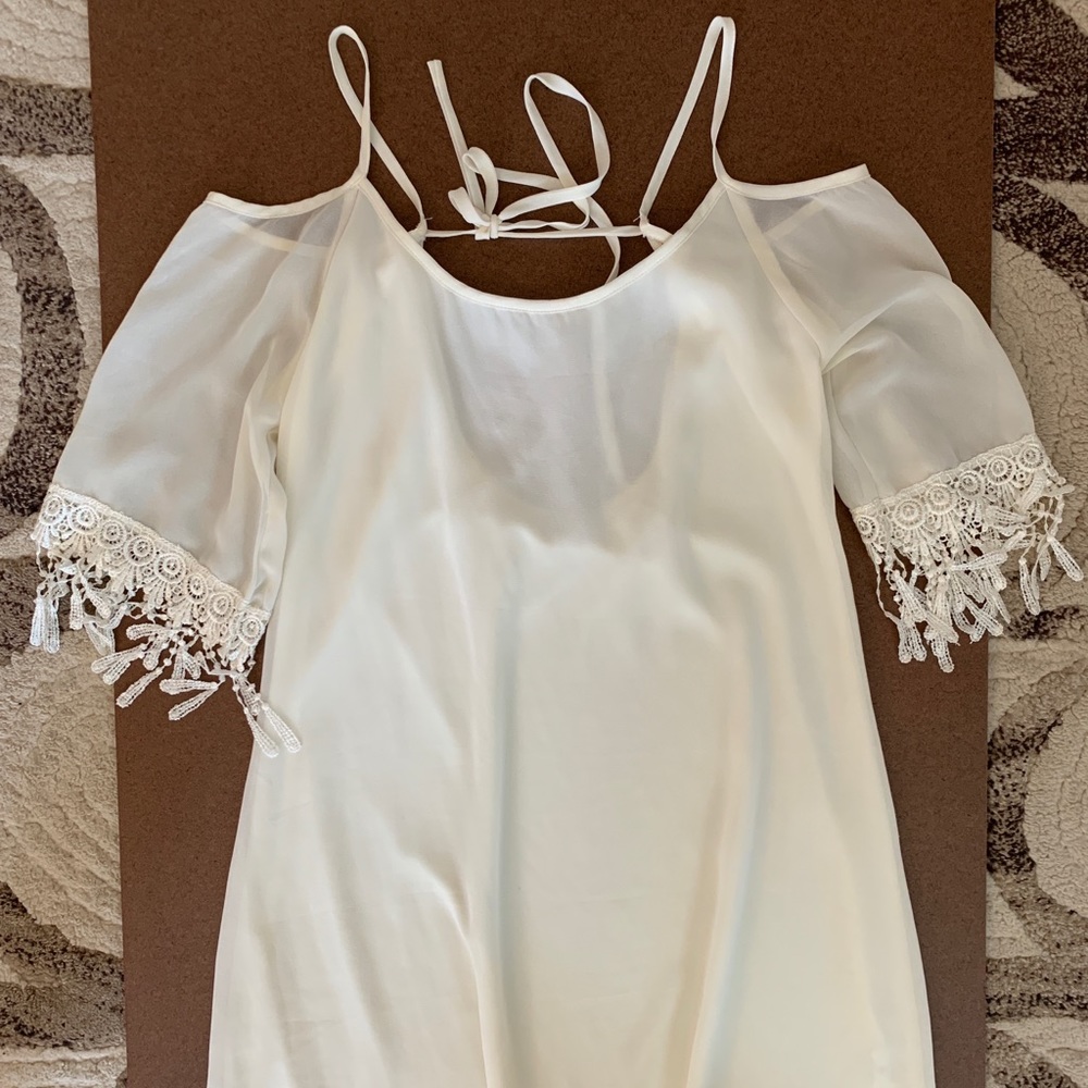 TOBI Ivory Chiffon Shift Dress with cold shoulders